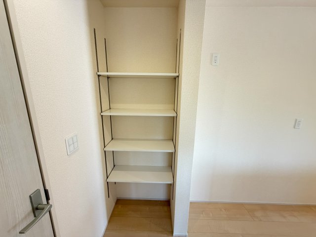 可動棚ですっきり収納
