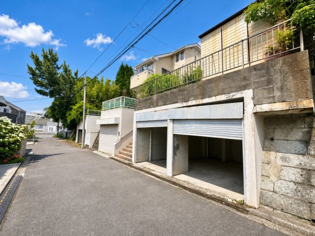 ◆前面道路も幅員があり車の運転も安心！前面道路は閑静な住宅地。車通りの少ない道路です。お子様にも安心です。