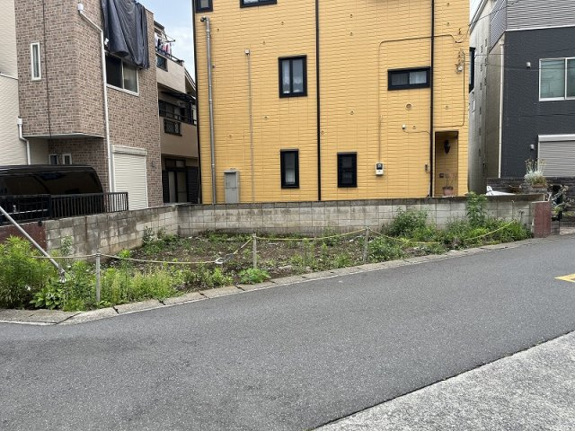 2026年7月撮影　東武東上線「みずほ台」駅より徒歩7分の好立地ながら落ち着いて暮らせる環境です。
