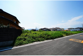 渋川市半田売地の外観
