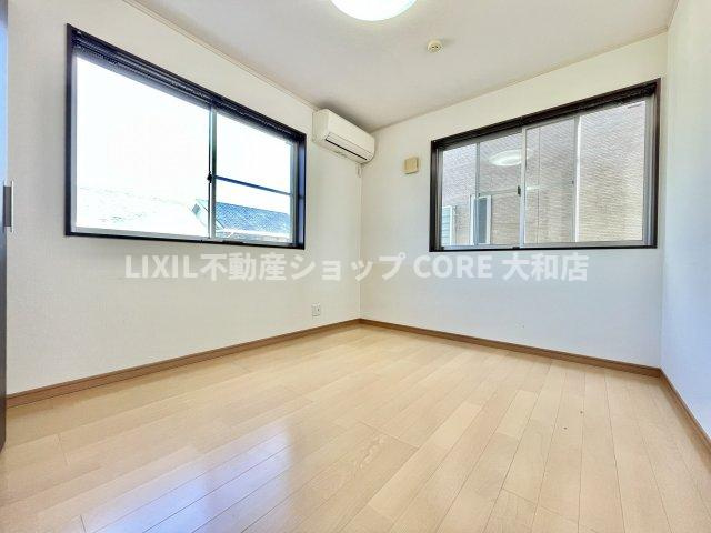 1日の疲れを癒し、心地よく寛げるようゆったりとした広さを確保しています。