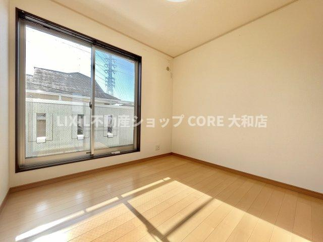 子供部屋には十分の広さです。収納もあるので、勉強机もベッドも十分に配置可能な空間！