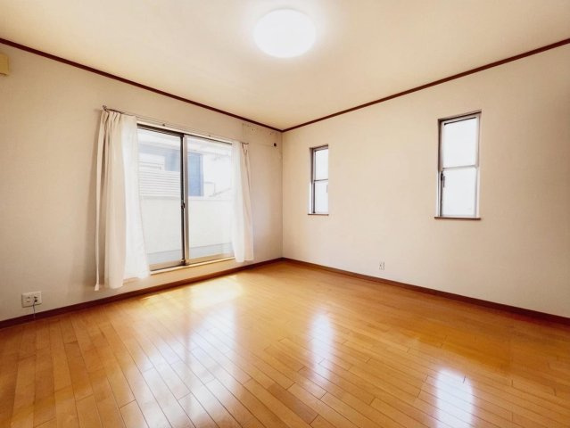 ※物件写真は一部、AIによる画像処理を行っており家具や備品が削除されております。現況とは異なることをご承知ください。
