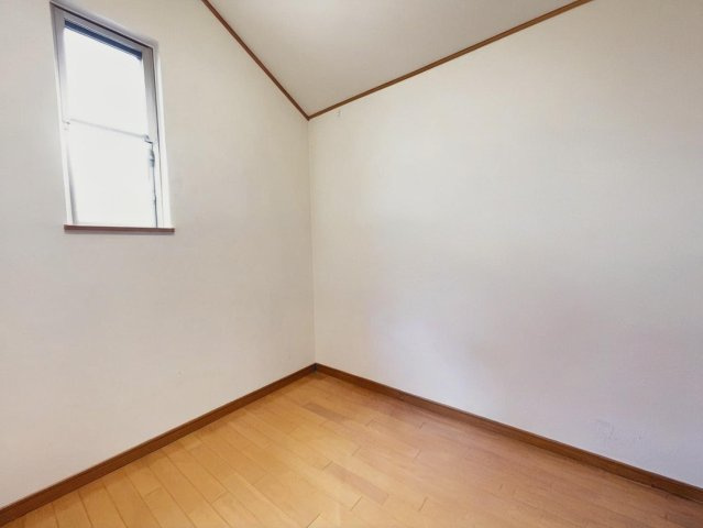 ※物件写真は一部、AIによる画像処理を行っており家具や備品が削除されております。現況とは異なることをご承知ください。