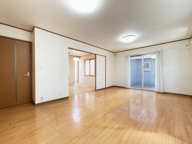 ※物件写真は一部、AIによる画像処理を行っており家具や備品が削除されております。現況とは異なることをご承知ください。