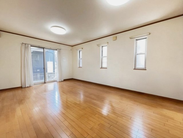 ※物件写真は一部、AIによる画像処理を行っており家具や備品が削除されております。現況とは異なることをご承知ください。