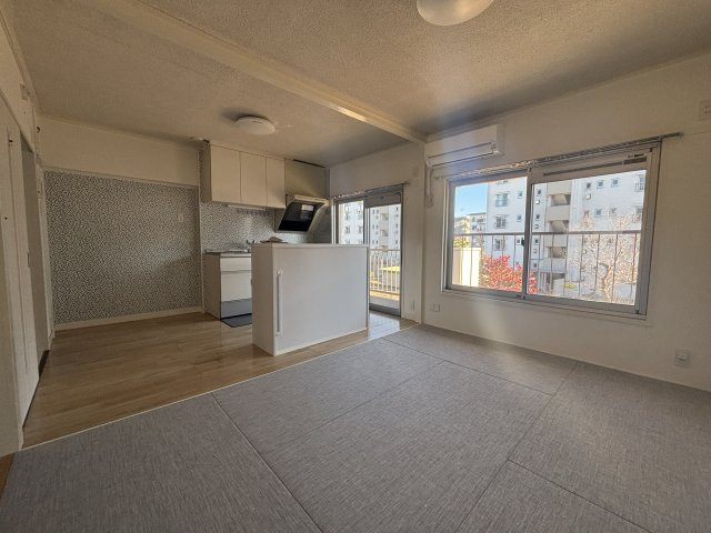 日当たりの良いリビングです