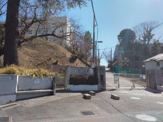 浜中学校まで約1480ｍ