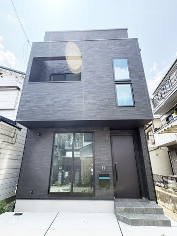 落ち着いた外観です。