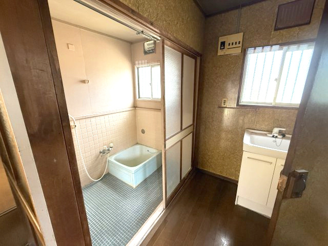 お風呂と脱衣所です♪