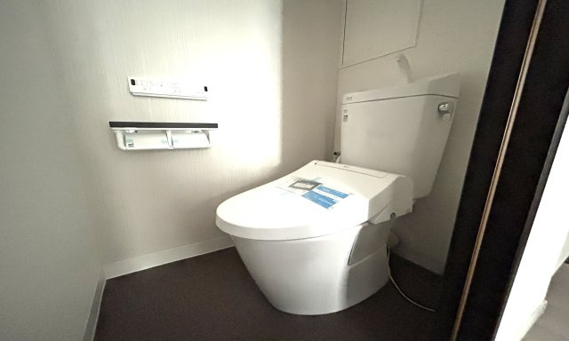 新規交換済♪ウォシュレット内蔵の最新トイレ設備です♪