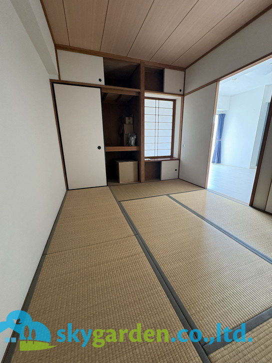 和室、ちょっとしたくつろぎスペースにいかがでしょうか
