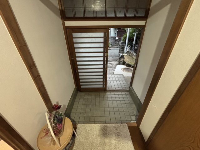 ゆったりとした玄関です