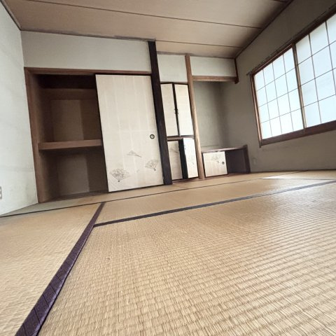 菖蒲パークモス　徒歩4分