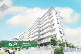 公社山田西第三次団地A-3棟の外観