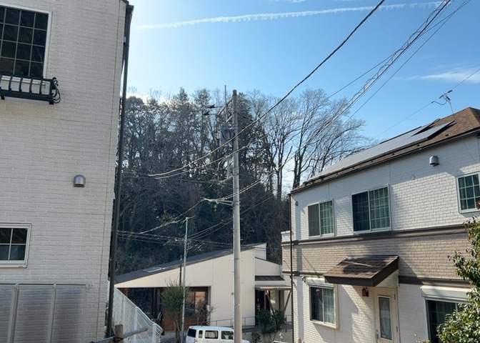 土地の地勢が高台の場合、景色を綺麗にみることができ、景色にこだわってお家探ししている方におすすめです！また平坦地よりも風通しがいいというメリットがあります。デメリットもあるので是非現地でご確認下さい。