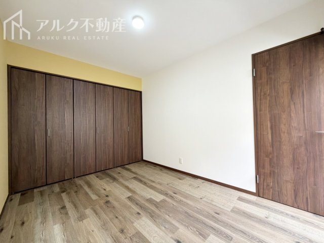 洋室内装