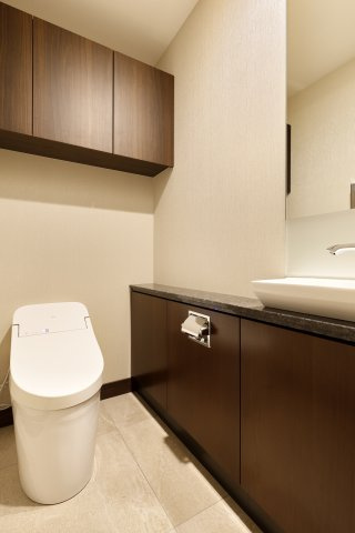 ゆったりとした空間のトイレです