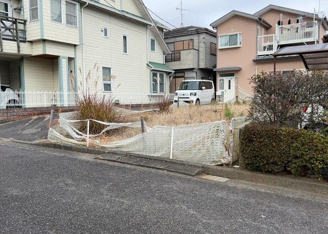 家を建てる前提で土地を探している場合、地盤の丈夫さは譲れない条件の一つです。地盤が脆弱だと追加工事が必要となります。また、過去に地盤沈下や液状化現象を起こした土地は、できるだけ避けた方がいいでしょう。