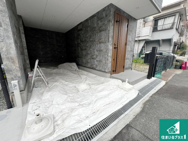 駐車スペース！散水栓があるので、こまめに愛車を洗えます！