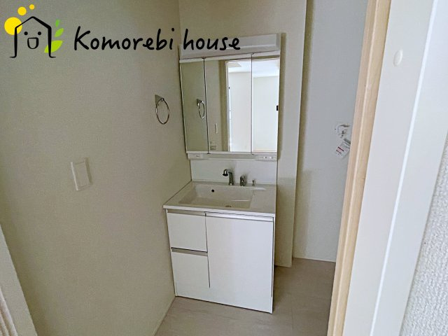 使いやすい独立洗面台です