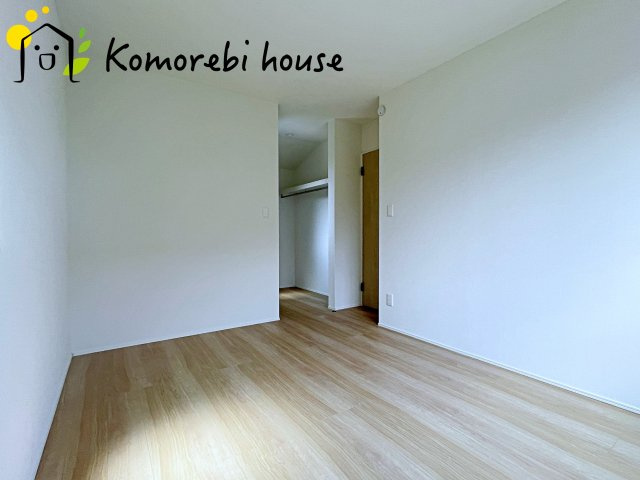 開放的な寝室です