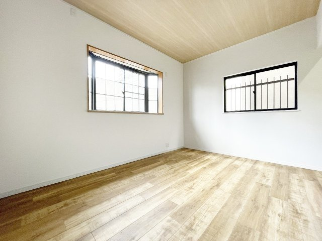 明るさを感じられる居室空間