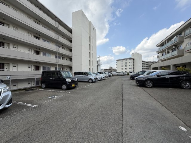 浴室乾燥、浴室暖房、追炊き、温水洗浄暖房機能機能など設備が充実！