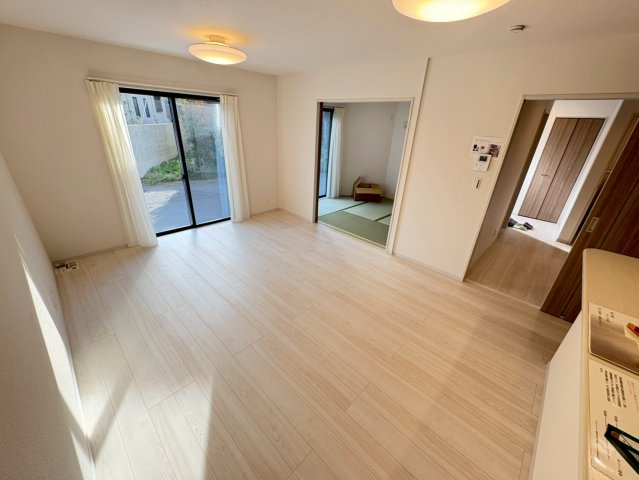 広々としたリビングダイニングは自然と家族が集まります。
