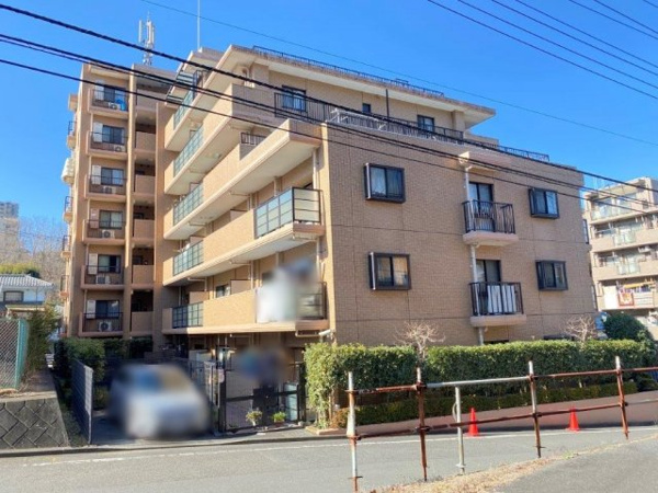 ハイホーム南大沢の外観