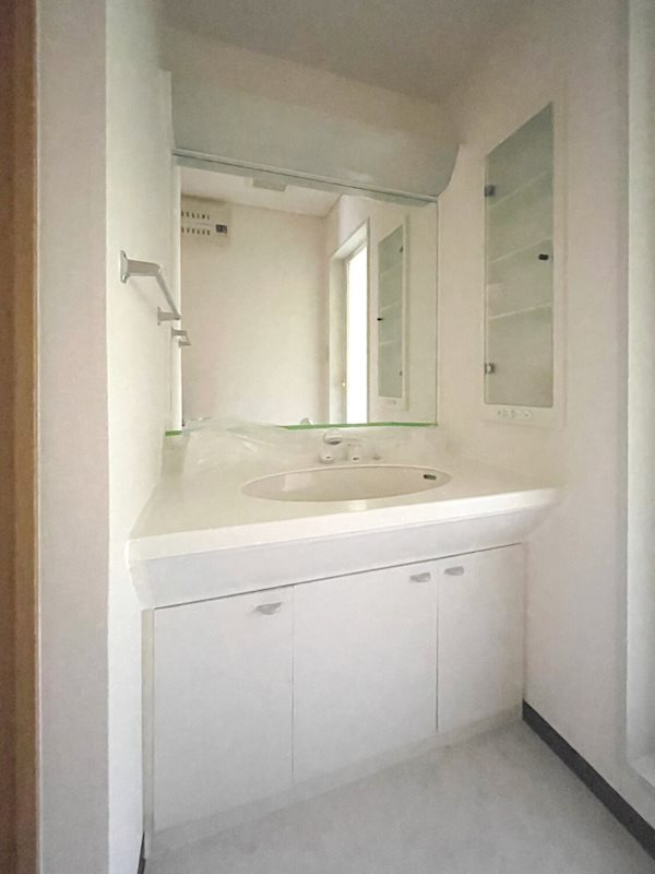 交換済み化粧台