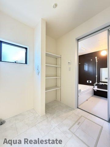 コンパクトで使いやすいお風呂です