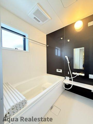 シンプルで使いやすいトイレです