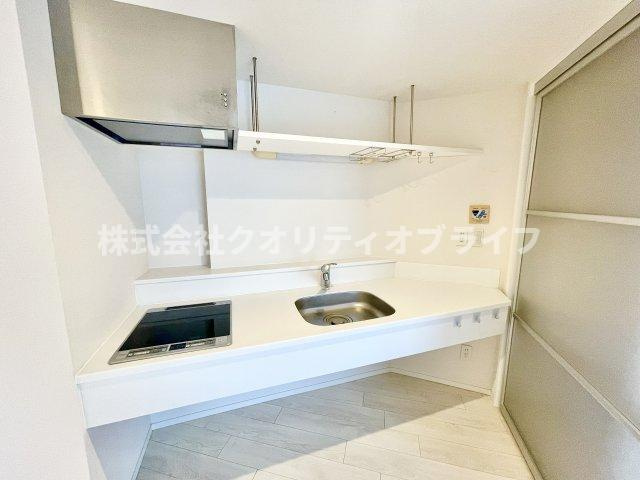 2口IHのスタイリッシュなキッチンです