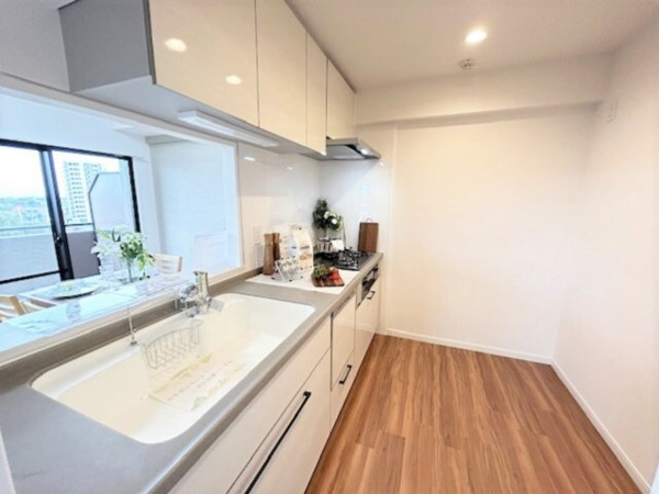 【ライオンズマンション大府第二のキッチン】