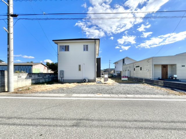 ■外観｜閑静な住宅街で始める新しい暮らし♪開放的な毎日をあなたへ(^^♪