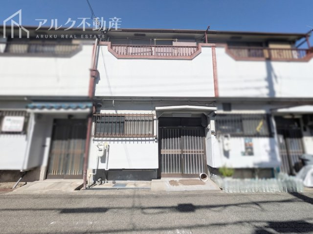 外観：328000689921