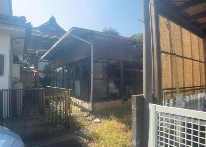家を建てる前提で土地を探している場合、地盤の丈夫さは譲れない条件の一つです。地盤が脆弱だと追加工事が必要となります。また、過去に地盤沈下や液状化現象を起こした土地は、できるだけ避けた方がいいでしょう。
