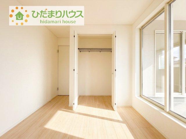 全室にクローゼットが付いていて、お部屋の住空間もスッキリ広々使えそうです(^^)