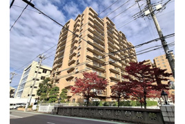 ハイラーク高崎の外観