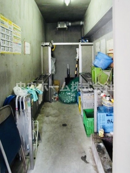 ゴミ出し場