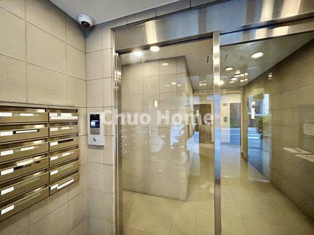 【オートロック】オートロックシステムでセキュリティ充実。当たり前ですが、安全で安心して暮らすのって大事ですよね。お探しのご条件でオートロック付きの物件を探す方も多いですがやはりセキュリティは大事です。