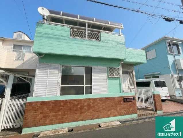 周辺は落ち着いた街並みの住宅地！子育てがしやすい住環境です！現地でしかわからない事もございます。是非一度ご覧ください。