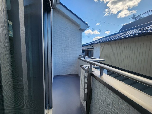 陽当たり良好なバルコニーです