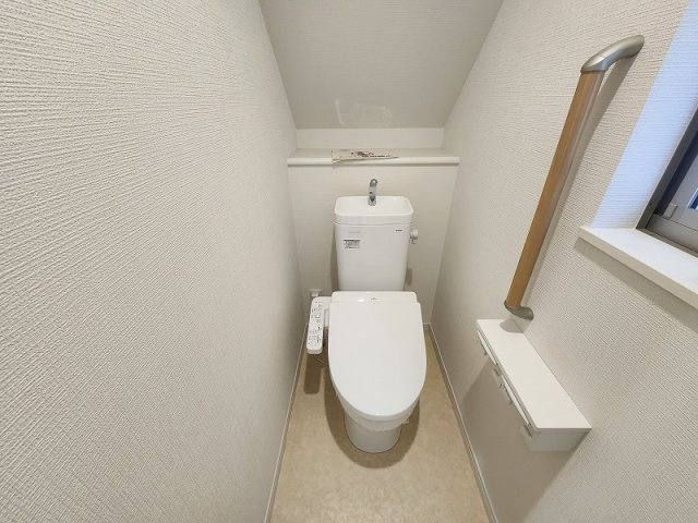 1階のトイレです
