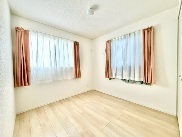 2階の洋室☆