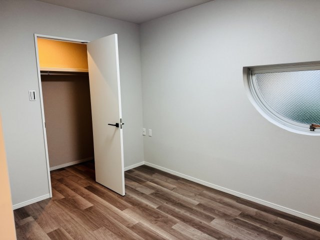 ～5.4帖の洋室　ウォークインクローゼット付きのお部屋です～