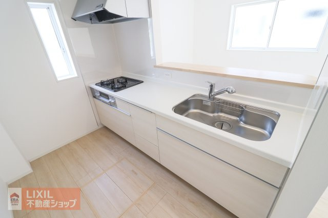 【その他設備】現地完成写真。使いやすい広めのシンク♪