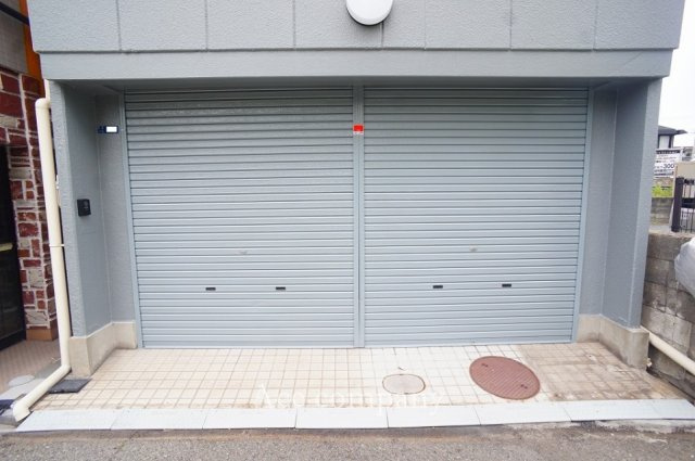 シャッターを閉めることもできます♪
