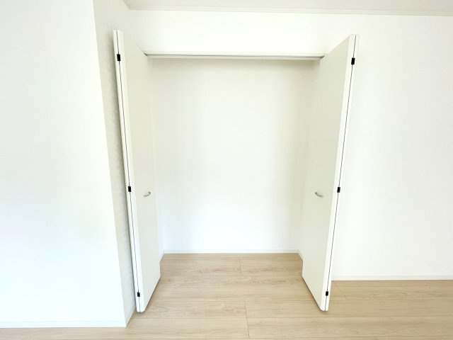 同仕様の施工例です。実際の完成物件の内観・仕様が一部異なる場合があります。
